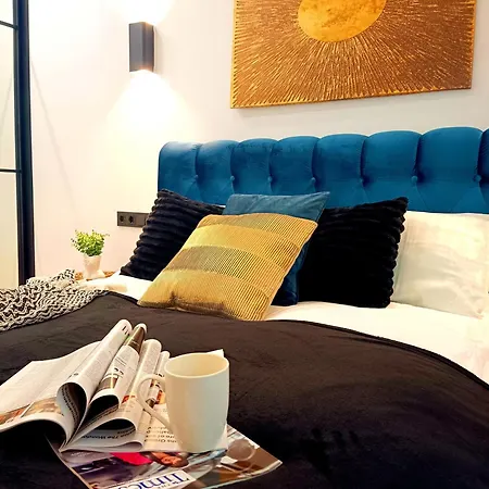 One Bedroom In Old Town *